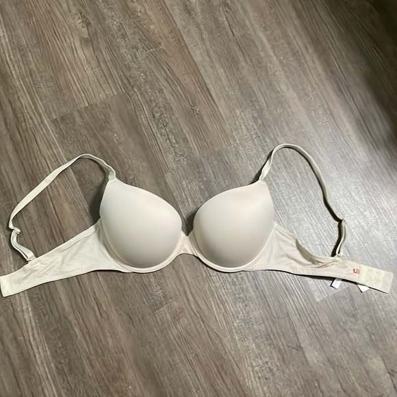 Pink Push Up Bra - Picture 1 of 4